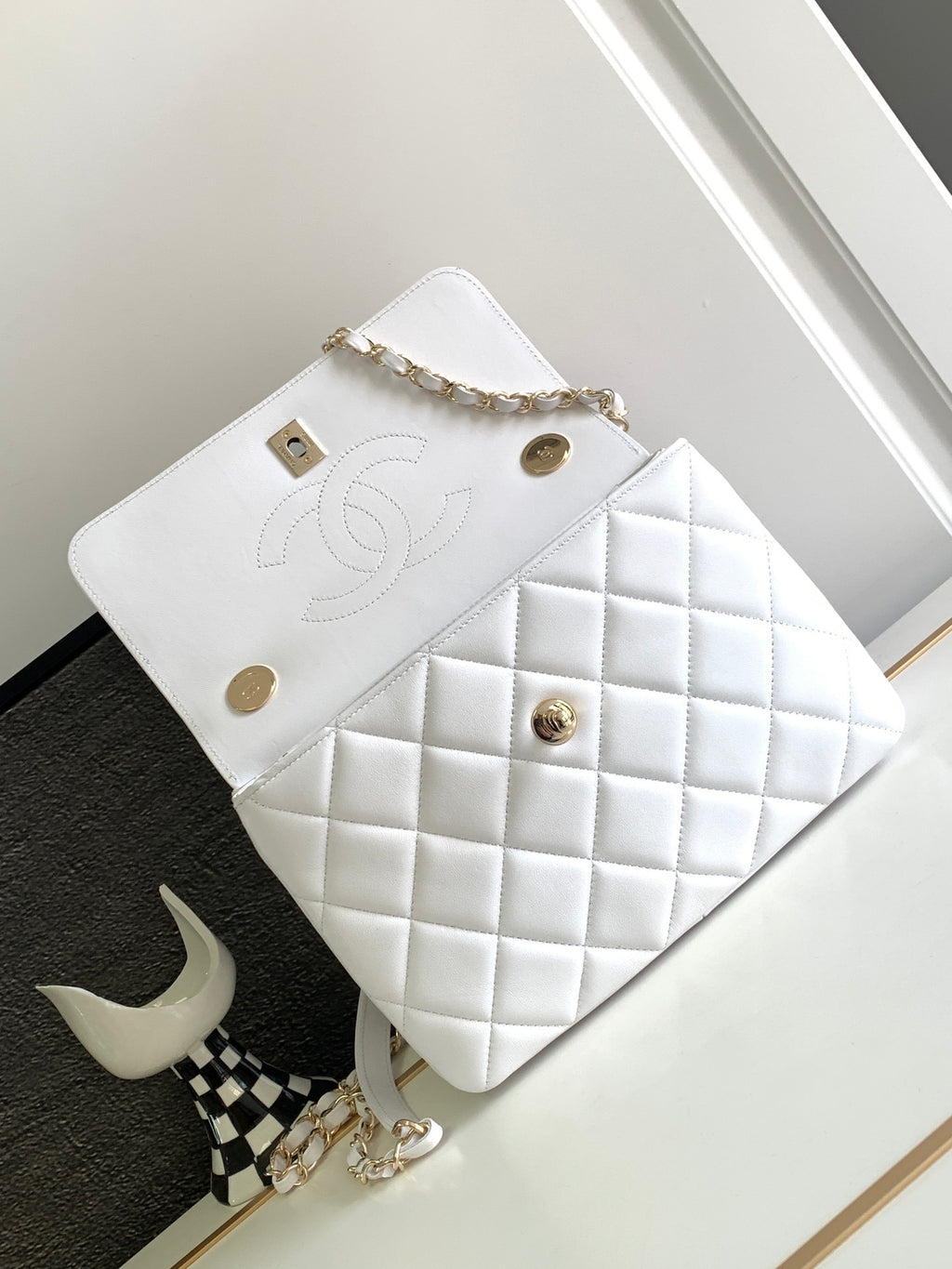 Bolso chanel mini con solapa