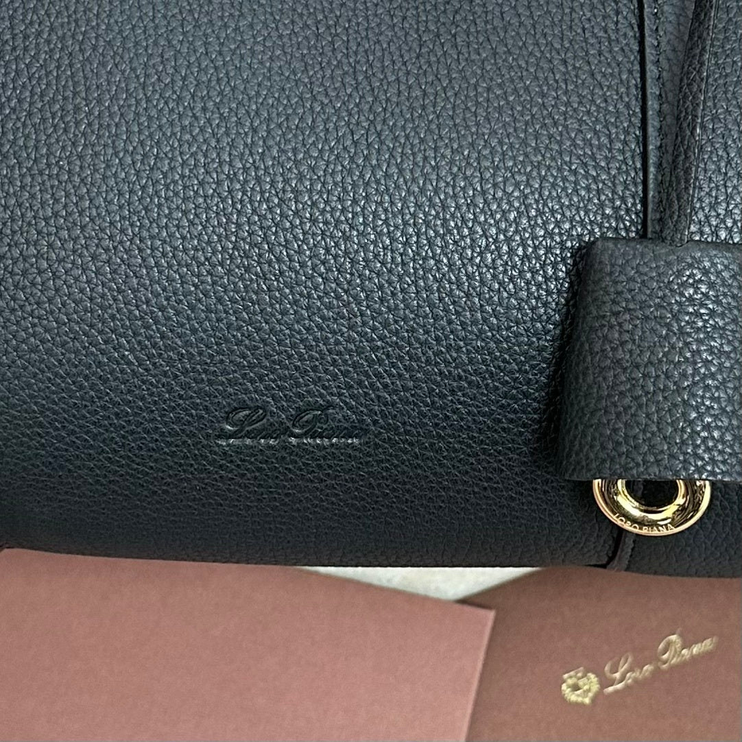 Loom bag L32 black loro piana