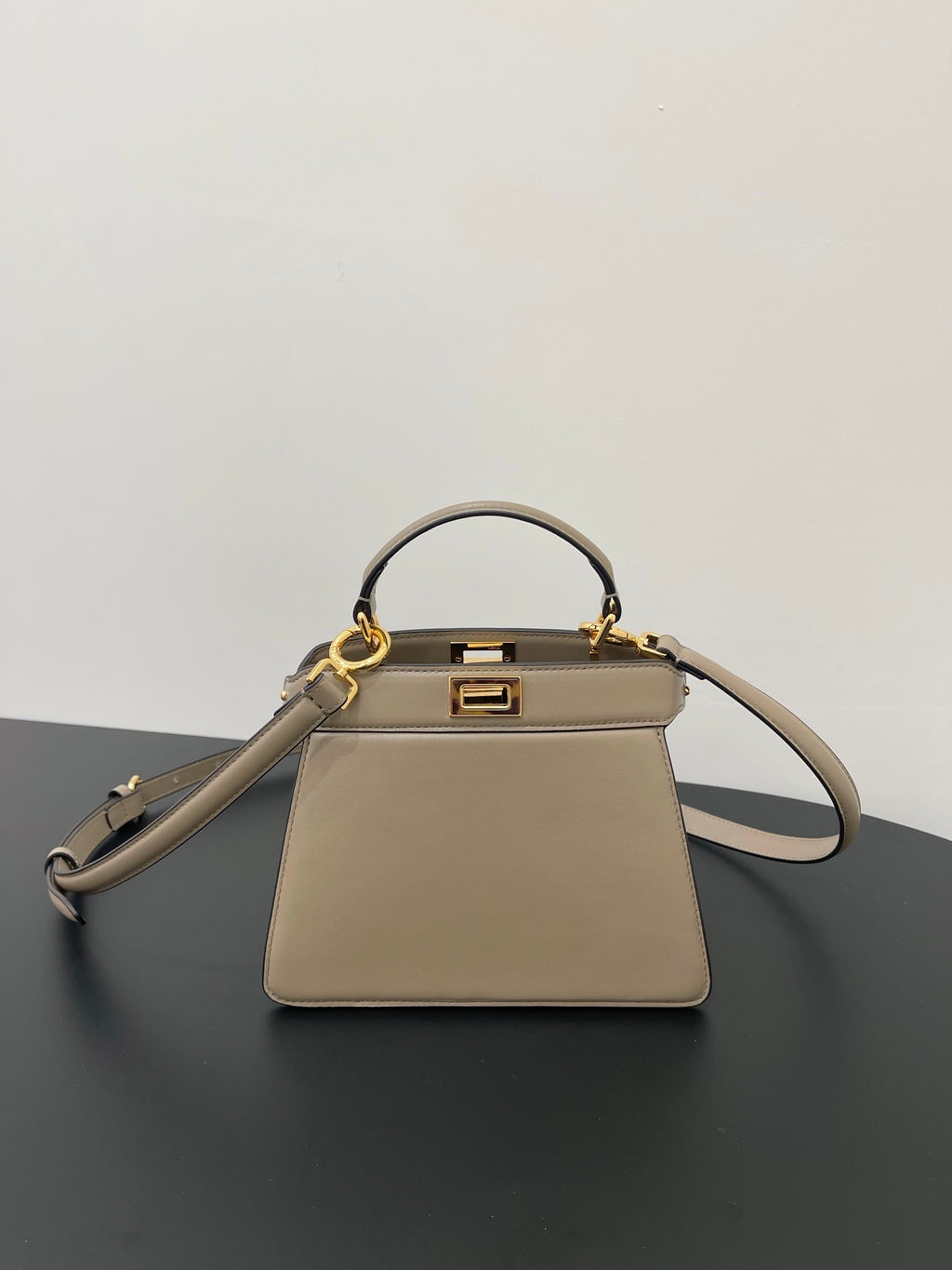 FENDI BAG Peekaboo LITTLE