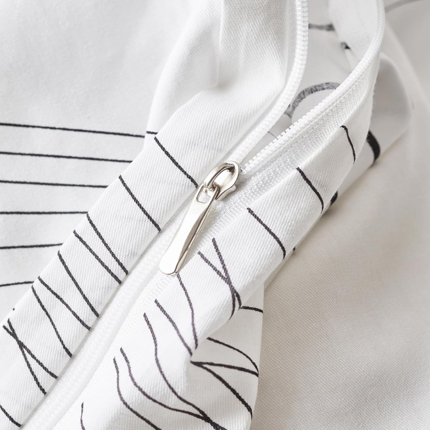 Black Stripe Duvet Cover Queen 100% Cotton 3 Pcs Set 1 Art Abstract Striped Duvet Cover with Zipper Ties 2 Pillowcases Modern Artistic White Geometric Print Bedding Set Soft