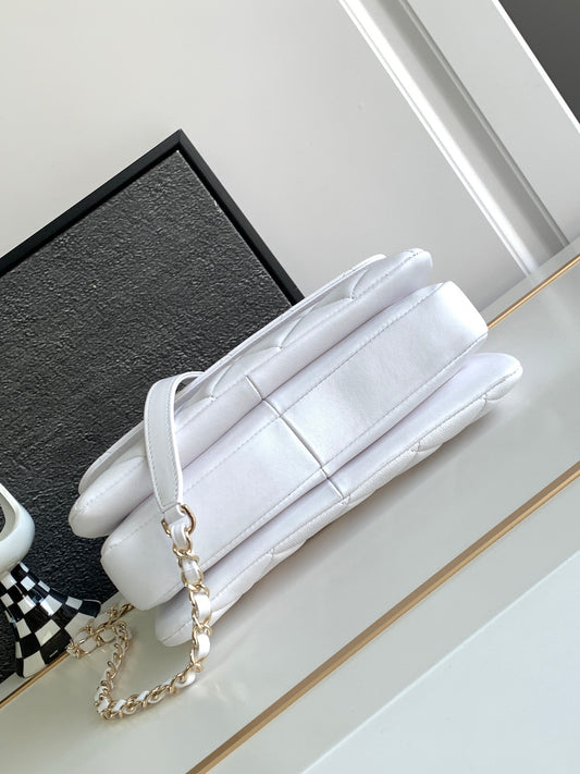 Bolso chanel mini con solapa