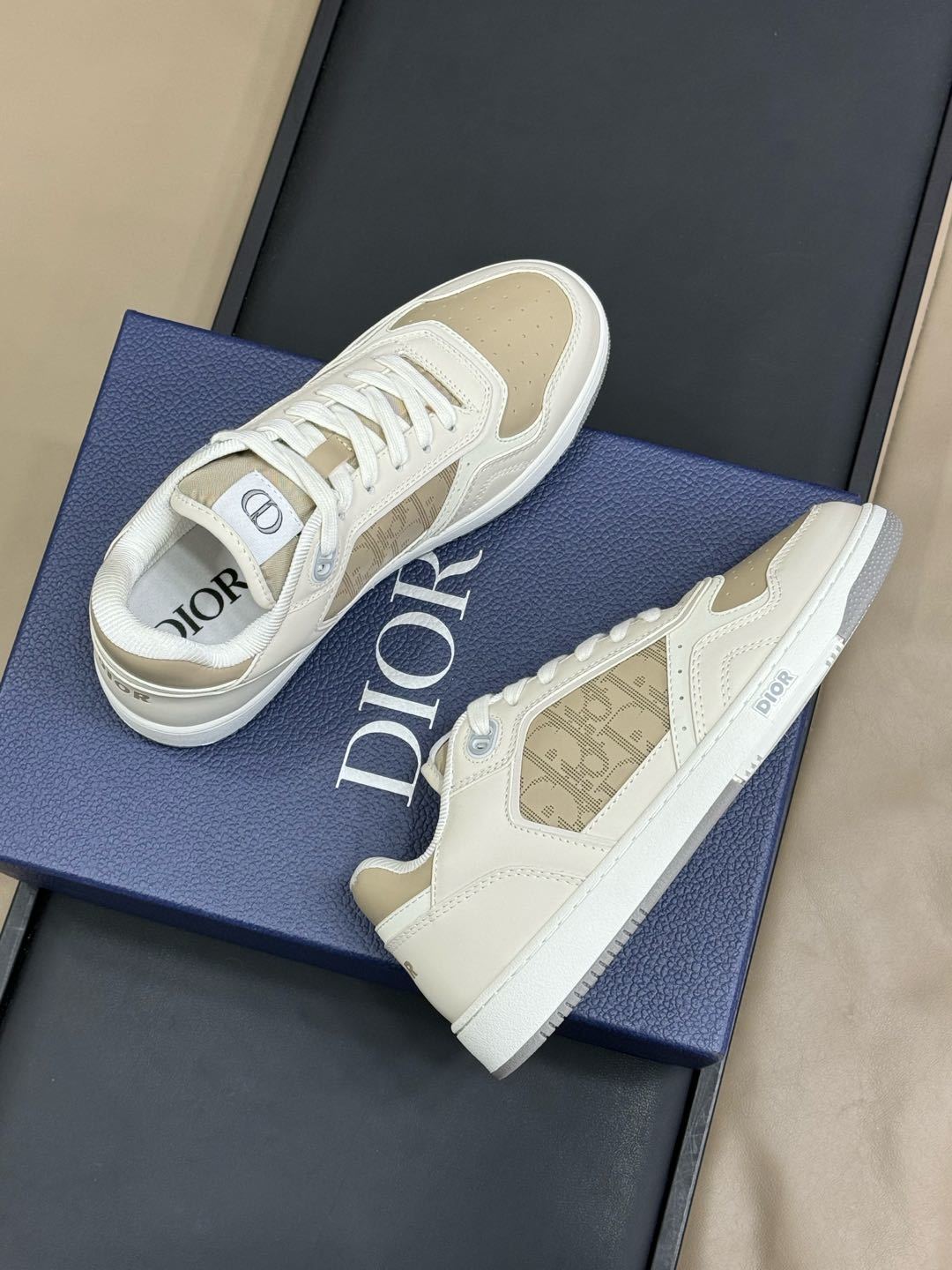 SNEAKERS DIOR